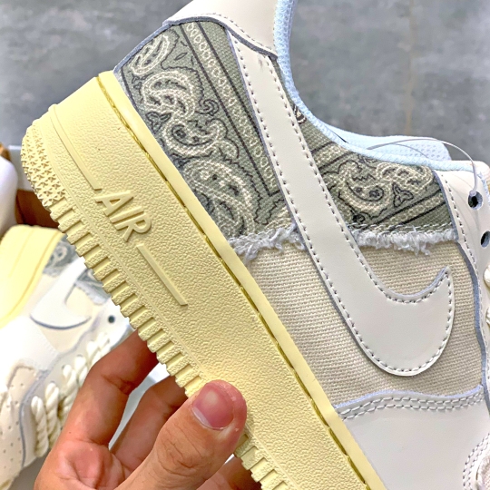 NIKE AIR FORCE 1 LOW CUSTOM PAISLEY Dây Thừng