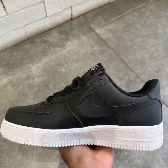 NIKE AIR FORCE 1 LOW 07 LX LUCKY CHARM BLACK
