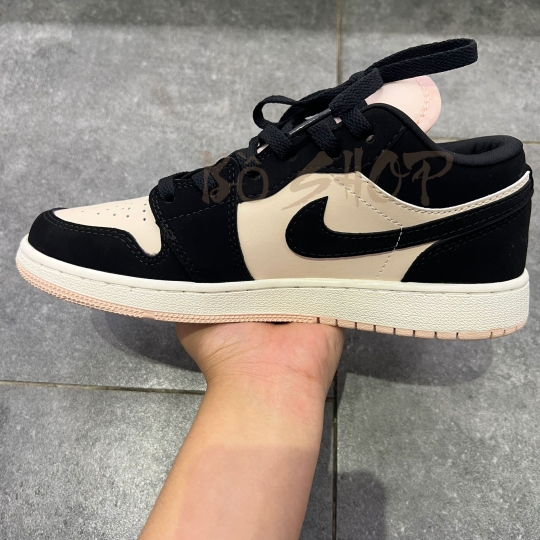 NIKE AIR JORDAN 1 LOW BLACK GUAVA ICE