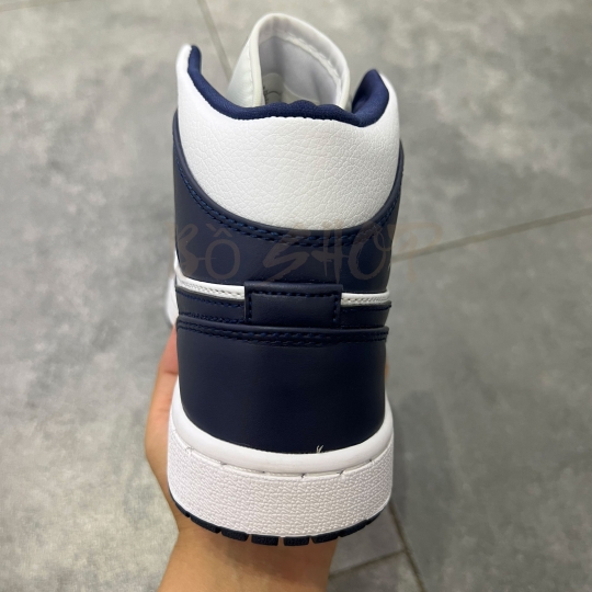 NIKE AIR JORDAN 1 MID WHITE METALLIC GOLD OBSIDIAN