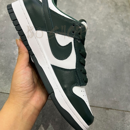 NIKE SB DUNK LOW TEAM GREEN