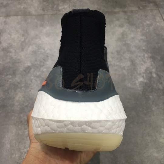 ADIDAS ULTRA BOOST 21 CORE BLACK / SCREAMING ORANGE