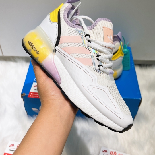 ADIDAS ZX 2K BOOST CLOUD WHITE PINK TINT