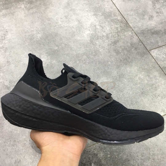ADIDAS ULTRA BOOST 21 ALL BLACK / TRIPLE BLACK