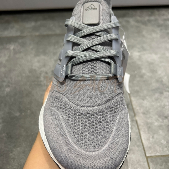 ADIDAS ULTRA BOOST 22 GREY TWO
