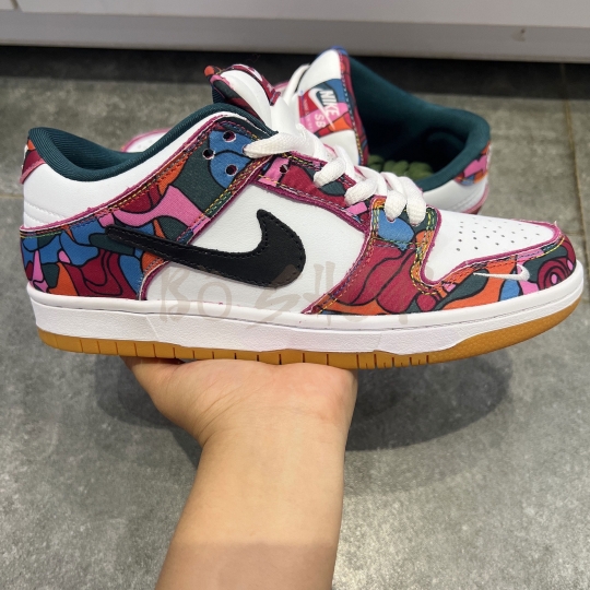 NIKE SB DUNK LOW PRO PARRA ABSTRACT  ART