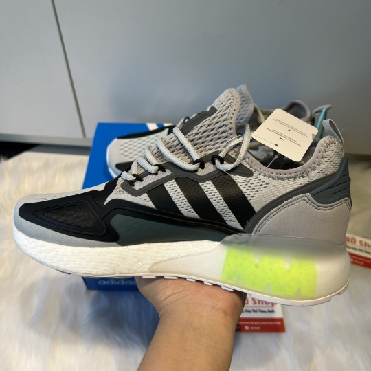 ADIDAS ZX 2K BOOST CLEAR GREY CORE BLACK GRANITE