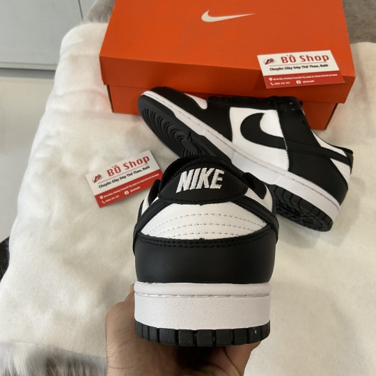 NIKE SB DUNK LOW BLACK WHITE