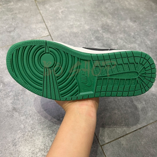NIKE AIR JORDAN 1 MID 'PINE' GREEN