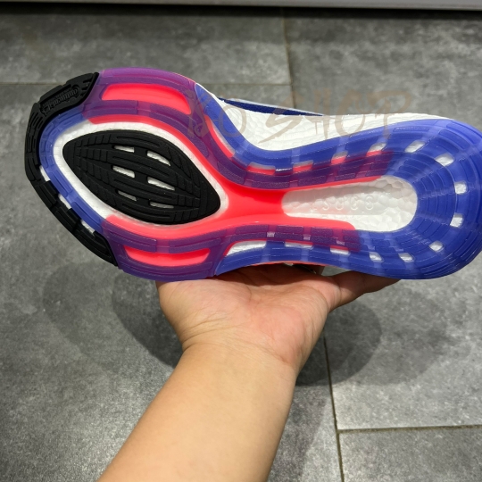 ADIDAS ULTRA BOOST 22 LEGACY INDIGO / BLUE RUSH