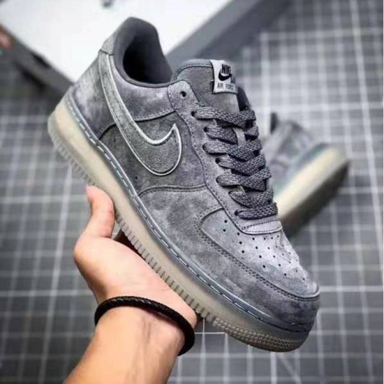 NIKE AIR FORCE 1 LOW REIGNING CHAMP X 07 DARK GREY