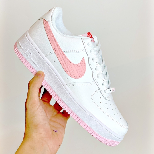 NIKE AIR FORCE 1 LOW VALENTINE DAY 2022