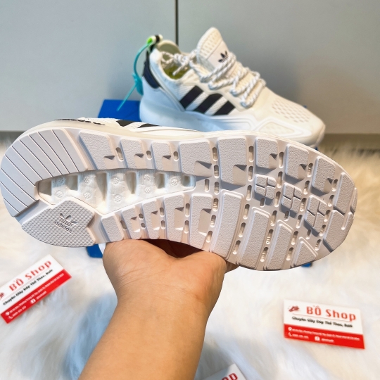 ADIDAS ZX 2K BOOST CREAM BLACK & WHITE