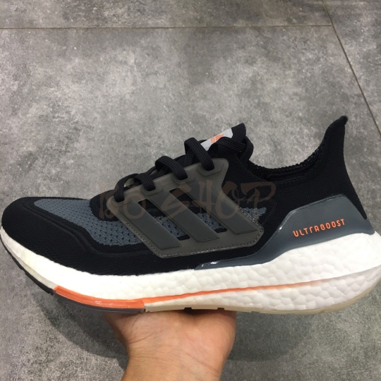 ADIDAS ULTRA BOOST 21 CORE BLACK / SCREAMING ORANGE
