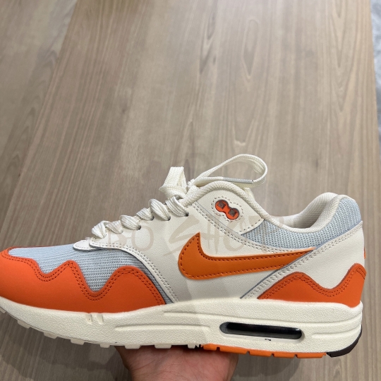 NIKE AIR MAX 1 COLLABORATION X PATTA ORANGE