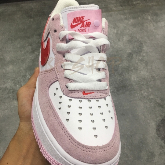 NIKE AIR FORCE 1 LOW 07 QS VALENTINE DAY LOVE LETTER