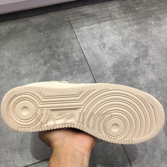 NIKE AIR FORCE 1 LOW STUSSY FOSSIL