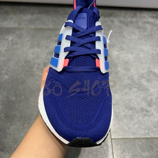 ADIDAS ULTRA BOOST 22 LEGACY INDIGO / BLUE RUSH