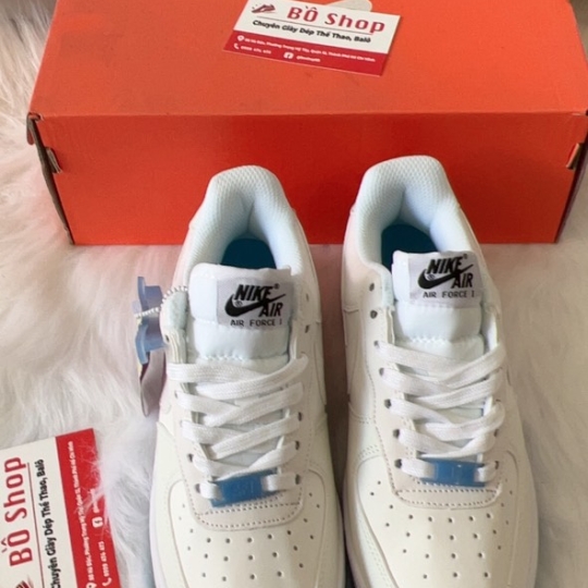 NIKE AIR FORCE 1 07 LX “UV REACTIVE” (đổi màu full)