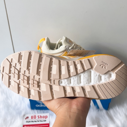 ADIDAS ZX 2K BOOST WHITE SOLAR GOLD