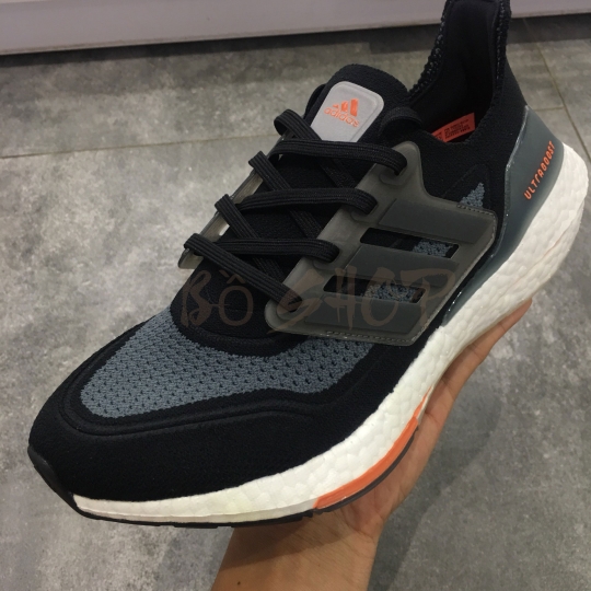 ADIDAS ULTRA BOOST 21 CORE BLACK / SCREAMING ORANGE