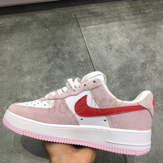 NIKE AIR FORCE 1 LOW 07 QS VALENTINE DAY LOVE LETTER