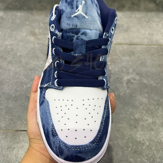 NIKE AIR JORDAN 1 LOW 'WASHED DENIM'