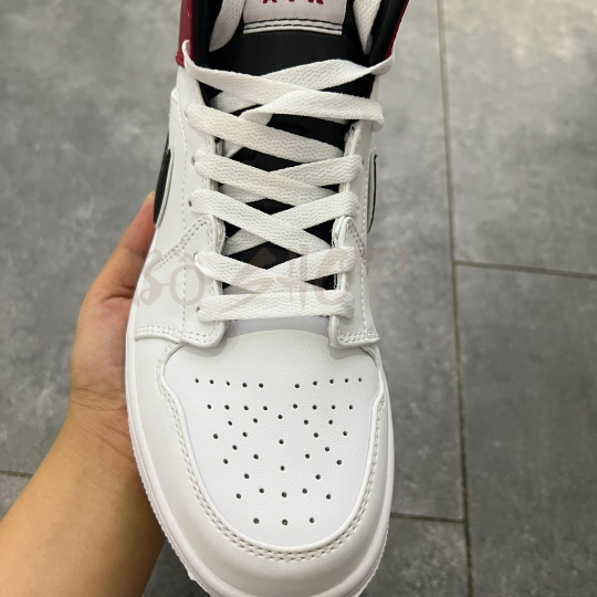 NIKE AIR JORDAN 1 MID WHITE BLACK GYM RED