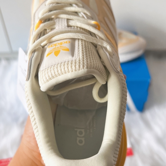 ADIDAS ZX 2K BOOST WHITE SOLAR GOLD