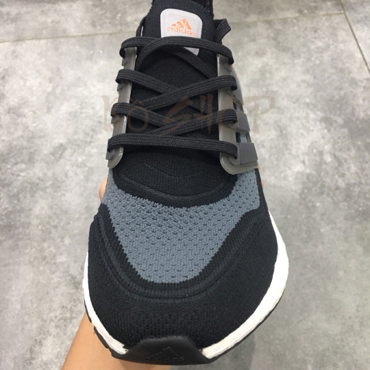 ADIDAS ULTRA BOOST 21 CORE BLACK / SCREAMING ORANGE