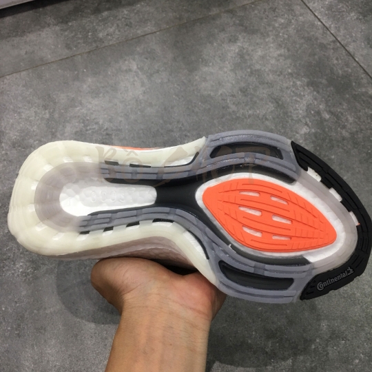 ADIDAS ULTRA BOOST 21 DASH GREY / SCREAMING ORANGE