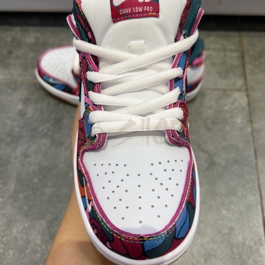 NIKE SB DUNK LOW PRO PARRA ABSTRACT  ART
