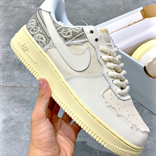 NIKE AIR FORCE 1 LOW CUSTOM PAISLEY Dây Thừng