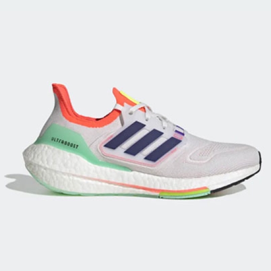 ADIDAS ULTRA BOOST 22 CRYSTAL WHITE / LEGACY INDIGO