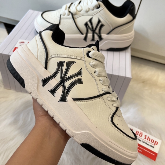 MLB CHUNKY LINER NEW YORK YANKEES OFF WHITE