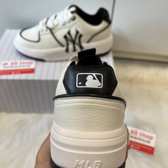 MLB CHUNKY LINER NEW YORK YANKEES OFF WHITE