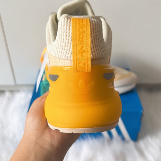 ADIDAS ZX 2K BOOST WHITE SOLAR GOLD