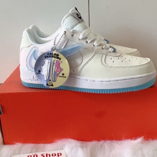 NIKE AIR FORCE 1 07 LX “UV REACTIVE” (đổi màu full)