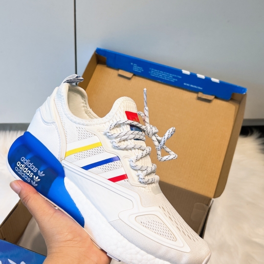 ADIDAS ZX 2K BOOST WHITE BLUE RED