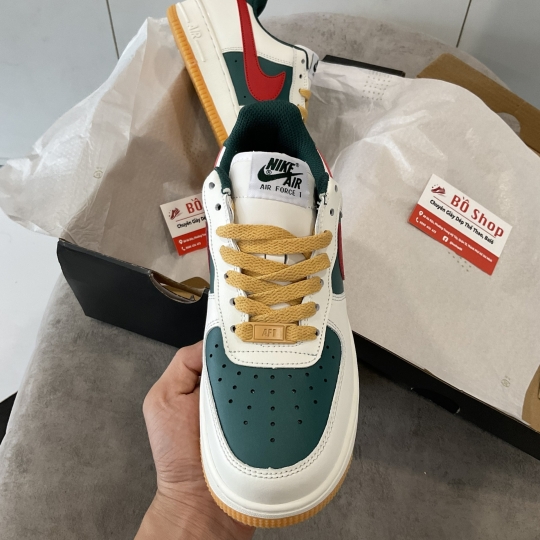 NIKE AIR FORCE 1 CUSTOM "GUC-CI"