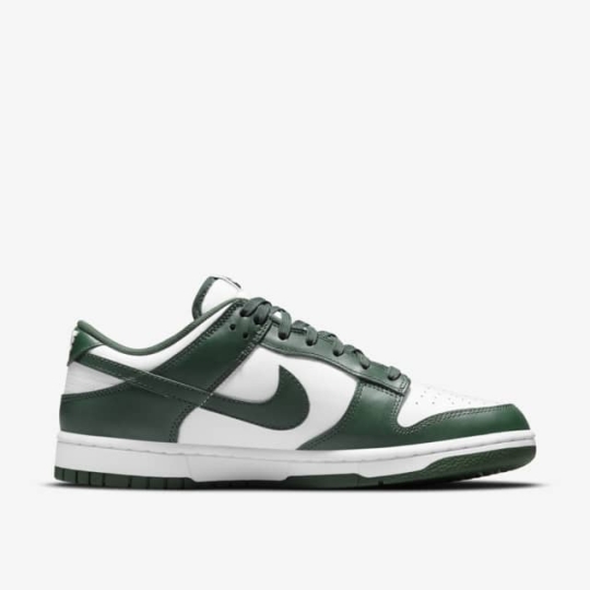NIKE SB DUNK LOW TEAM GREEN