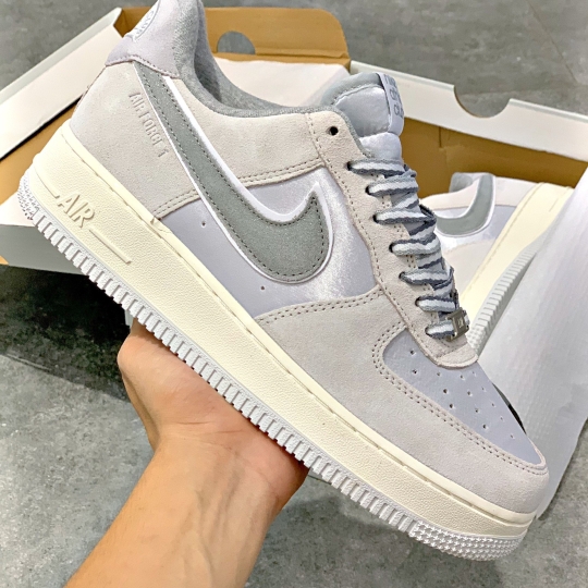 NIKE AIR FORCE 1 LOW ‘ATHLETIC CLUB GREY’