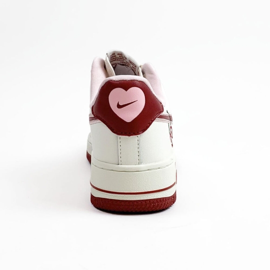 NIKE AIR FORCE 1 LOW VALENTINE'S DAY 2023