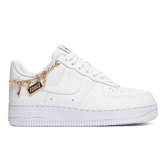 NIKE AIR FORCE 1 LOW 07 LX LUCKY CHARM WHITE