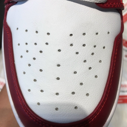 NIKE AIR JORDAN 1 LOW 'GYM RED'