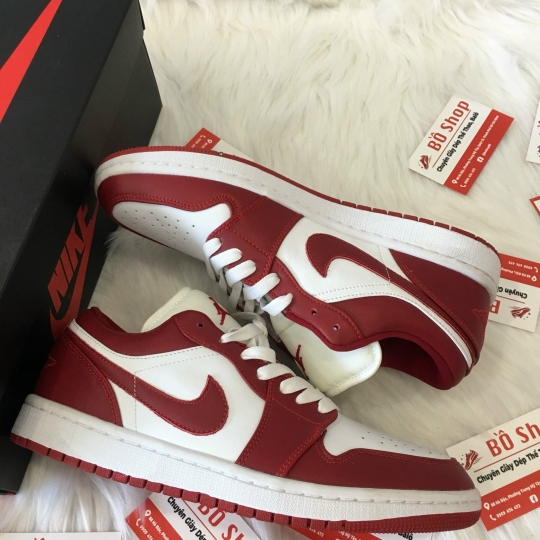 NIKE AIR JORDAN 1 LOW 'GYM RED'