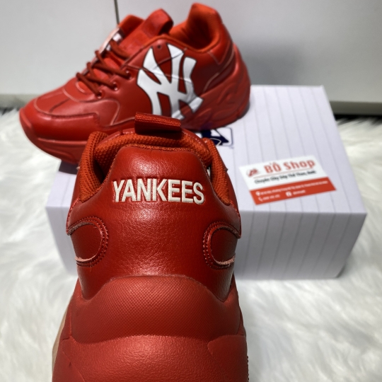 MLB NEW YORK YANKEES RED BIG BALL CHUNKY A