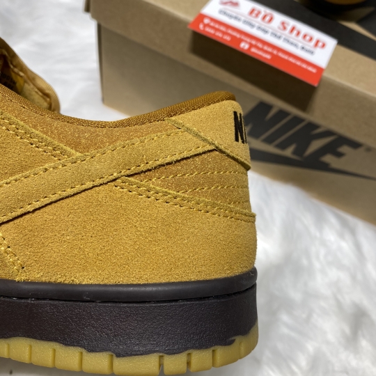 NIKE SB DUNK LOW 'WHEAT'