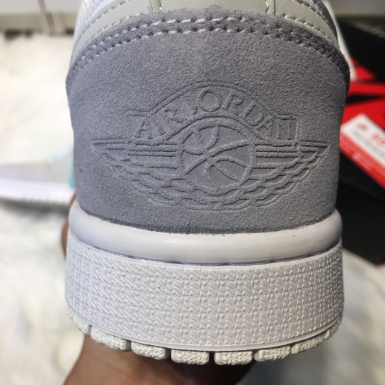 NIKE AIR JORDAN 1 LOW 'PARIS'