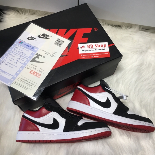 NIKE AIR JORDAN 1 LOW 'BLACK TOE'